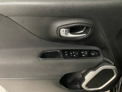 Used 2020  Jeep Renegade 4d SUV FWD Latitude at Ideal Cars Llc near Mesa&comma; AZ