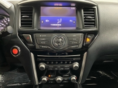 Used 2020  Nissan Pathfinder 4d SUV FWD S at Ideal Cars Llc near Mesa&comma; AZ