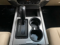 Used 2017  Ford Expedition 4d SUV 2WD XLT at Ideal Cars Llc near Mesa&comma; AZ