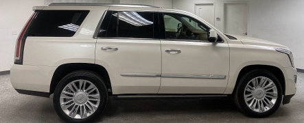 Used 2015  Cadillac Escalade 4d SUV 4WD Platinum at Ideal Cars Llc near Mesa&comma; AZ