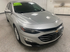 Used 2019  Chevrolet Malibu 4d Sedan LT at Ideal Cars Llc near Mesa, AZ