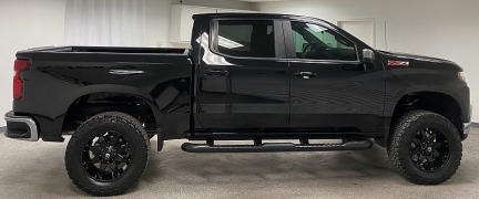 Used 2020  Chevrolet Silverado 1500 4WD Crew Cab LT at Ideal Cars Llc near Mesa&comma; AZ