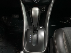 Used 2020  Chevrolet Trax 4d SUV FWD LT at Ideal Cars Llc near Mesa&comma; AZ
