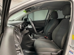 Used 2020  Chevrolet Trax 4d SUV FWD LS at Ideal Cars Llc near Mesa&comma; AZ