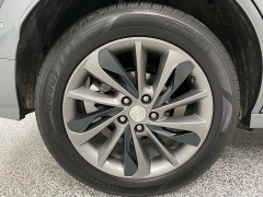 Used 2021  Buick Encore GX AWD 4dr Essence at Ideal Cars Llc near Mesa&comma; AZ