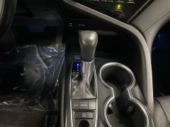 Used 2019  Toyota Camry 4d Sedan XLE at Ideal Cars Llc near Mesa&comma; AZ