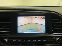 Used 2020  Hyundai Elantra 4d Sedan Limited at Ideal Cars Llc near Mesa, AZ