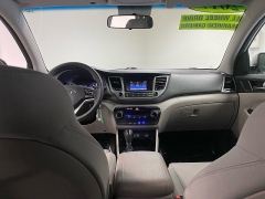 Used 2017  Hyundai Tucson 4d SUV AWD SE at Ideal Cars Llc near Mesa&comma; AZ