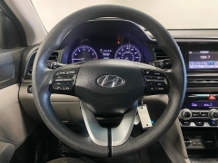 Used 2020  Hyundai Elantra 4d Sedan SE at Ideal Cars Llc near Mesa, AZ