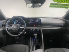 Used 2025  Hyundai Elantra SE IVT at Ideal Cars Llc near Mesa&comma; AZ