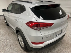 Used 2017  Hyundai Tucson 4d SUV AWD SE at Ideal Cars Llc near Mesa&comma; AZ