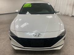 Used 2021  Hyundai Elantra SEL IVT at Ideal Cars Llc near Mesa&comma; AZ