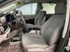 Used 2018 Chrysler Pacifica 4d Wagon Touring Plus at Ideal Cars Llc near Mesa, AZ