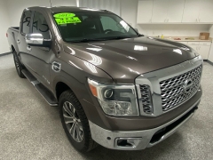 Used 2017  Nissan Titan 4WD Crew Cab SL at Ideal Cars Llc near Mesa&comma; AZ