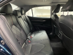 Used 2019  Toyota Camry 4d Sedan XLE at Ideal Cars Llc near Mesa&comma; AZ