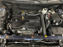 Used 2018  Chevrolet Equinox 4d SUV FWD LS at Ideal Cars Llc near Mesa&comma; AZ