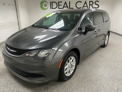 Used 2017 Chrysler Pacifica 4d Wagon Touring at Ideal Cars Llc near Mesa, AZ