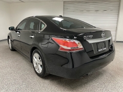 Used 2015  Nissan Altima 4d Sedan SL 2&period;5L at Ideal Cars Llc near Mesa&comma; AZ