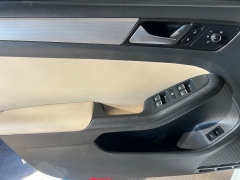 Used 2015  Volkswagen Jetta 4d Sedan SE Auto at Ideal Cars Llc near Mesa, AZ