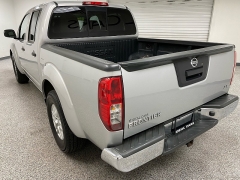 Used 2016  Nissan Frontier 2WD Crew Cab SV at Ideal Cars Llc near Mesa&comma; AZ