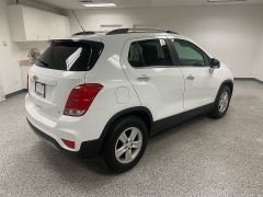 Used 2020 Chevrolet Trax 4d SUV FWD LT at Ideal Cars Llc near Mesa, AZ