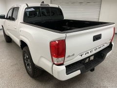 Used 2017  Toyota Tacoma 4WD Double Cab SR at Ideal Cars Llc near Mesa&comma; AZ