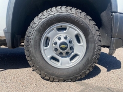 Used 2020  Chevrolet Silverado 2500 4WD Crew Cab Work Truck Gas at Ideal Cars Llc near Mesa, AZ