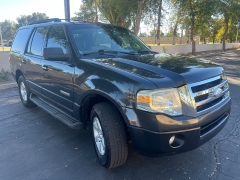 Used 2007  Ford Expedition 4d SUV 2WD XLT at Ideal Cars Llc near Mesa, AZ