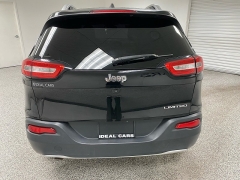 Used 2017  Jeep Cherokee 4d SUV FWD Limited I4 at Ideal Cars Llc near Mesa, AZ