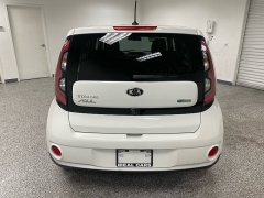 Used 2016 Kia Soul EV 4d Hatchback EV at Ideal Cars Llc near Mesa, AZ