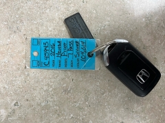 Used 2016  Honda Pilot 4d SUV FWD EX at Ideal Cars Llc near Mesa&comma; AZ