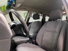 Used 2003 Pontiac Vibe 4d Wagon FWD at Ideal Cars Llc near Mesa, AZ