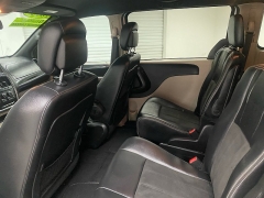Used 2019  Dodge Grand Caravan 4d Wagon SXT at Ideal Cars Llc near Mesa, AZ