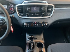 Used 2018  Kia Sorento 4d SUV AWD LX V6 at Ideal Cars Llc near Mesa&comma; AZ