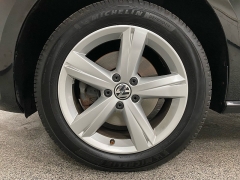 Used 2013  Volkswagen Passat 4d Sedan SE Auto&sol;PZEV at Ideal Cars Llc near Mesa&comma; AZ