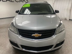 Used 2017  Chevrolet Traverse 4d SUV FWD LS at Ideal Cars Llc near Mesa&comma; AZ