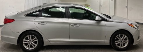 Used 2015  Hyundai Sonata 4d Sedan SE at Ideal Cars Llc near Mesa&comma; AZ