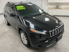 Used 2017  Jeep Cherokee 4d SUV FWD Limited I4 at Ideal Cars Llc near Mesa, AZ