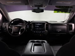Used 2018  Chevrolet Silverado 1500 4WD Crew Cab LT Z71 at Ideal Cars Llc near Mesa&comma; AZ