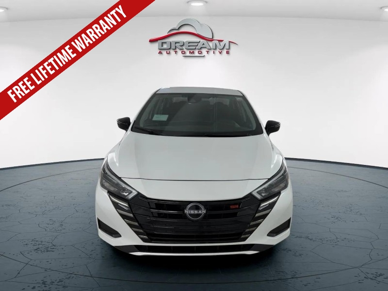 2025 Nissan Versa SR photo 2