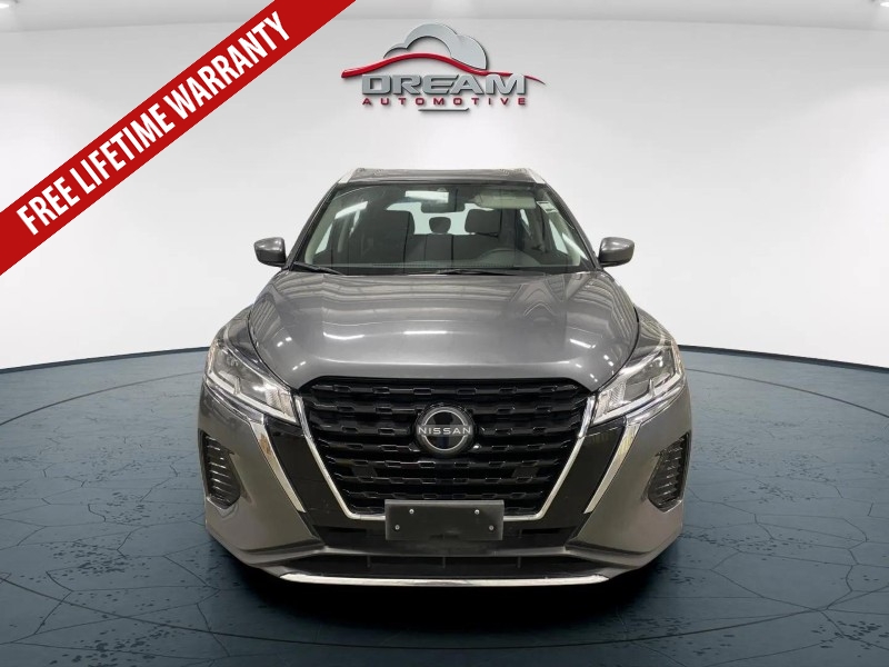 Used 2024 Nissan Kicks SV with VIN 3N1CP5CV5RL512076 for sale in Kansas City