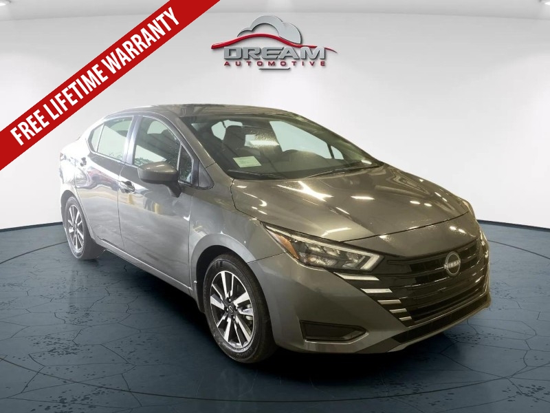 2025 Nissan Versa Sedan SV's photo