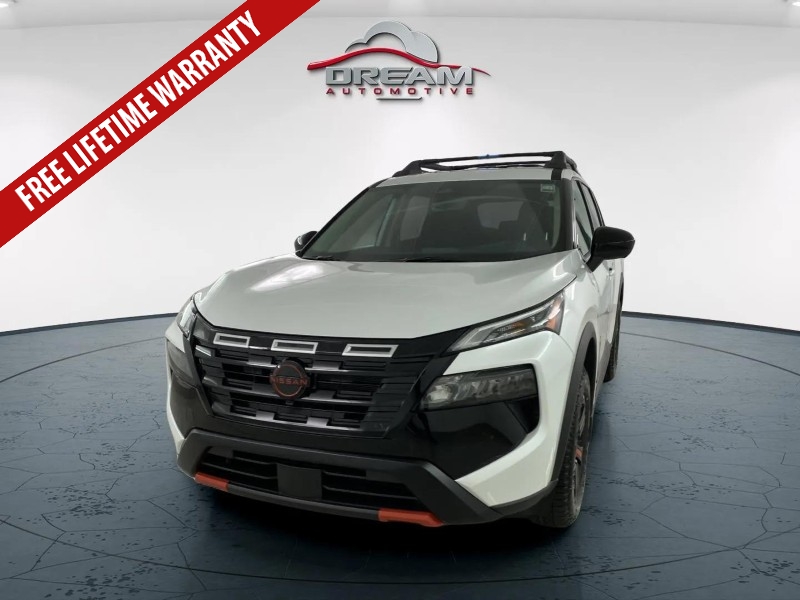 2026 Nissan Rogue SV photo 3