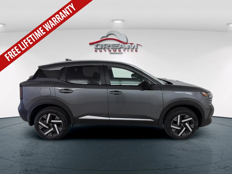 2026 Nissan Kicks SV photo 4