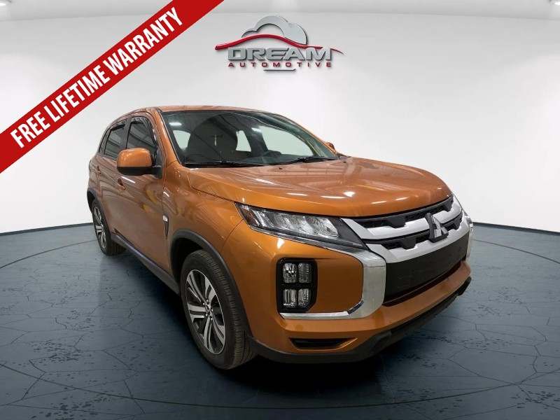 2020 Mitsubishi Outlander Sport ES's photo