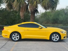 Used 2017  Ford Mustang 2d Fastback V6 at Drivenci Motors near Olmito&comma; TX