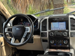 Used 2017  Ford Super Duty F-250 4WD Crew Cab Lariat at Drivenci Motors near Olmito&comma; TX