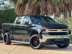 Used 2020  Chevrolet Silverado 1500 4WD Crew Cab LT at Drivenci Motors near Olmito&comma; TX