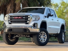 Used 2020  GMC Sierra 1500 4WD Crew Cab SLT at Drivenci Motors near Olmito&comma; TX