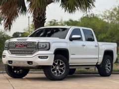 Used 2016 GMC Sierra 1500 4WD Crew Cab 143.5" Denali at Drivenci Motors near Olmito, TX